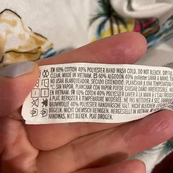 Forever 21 Plus Size Novelty print tee shirt. Size 3X - Picture 4 of 5